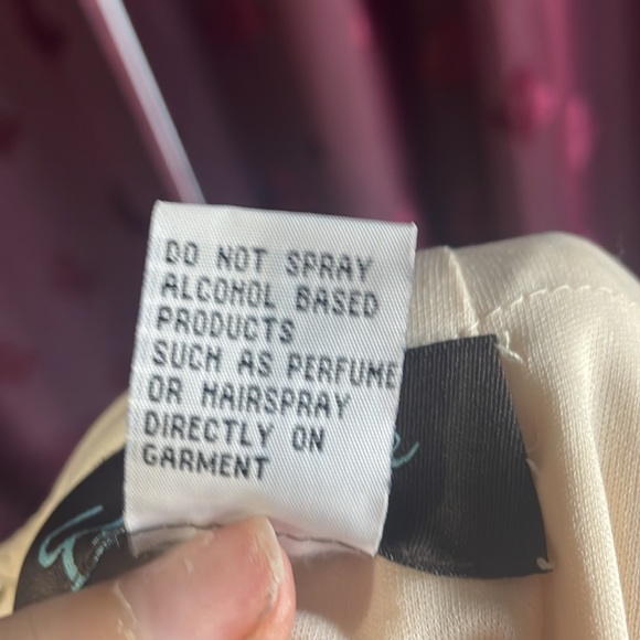 Camille La Vie Cream Beaded Rhinestone Mermaid Gown Open Back Size 6 - Picture 13 of 13